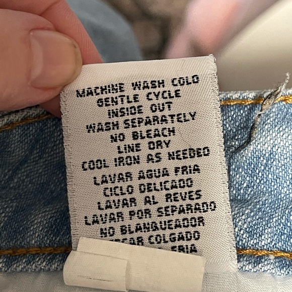 Leo Capri Jeans.  Size 11 - Picture 14 of 15